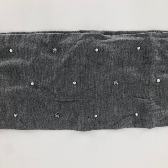 Karl Lagerfeld Women's Gray Knit Cats and Pearls Infinity Winter Scarf NWT - Picture 3 of 7